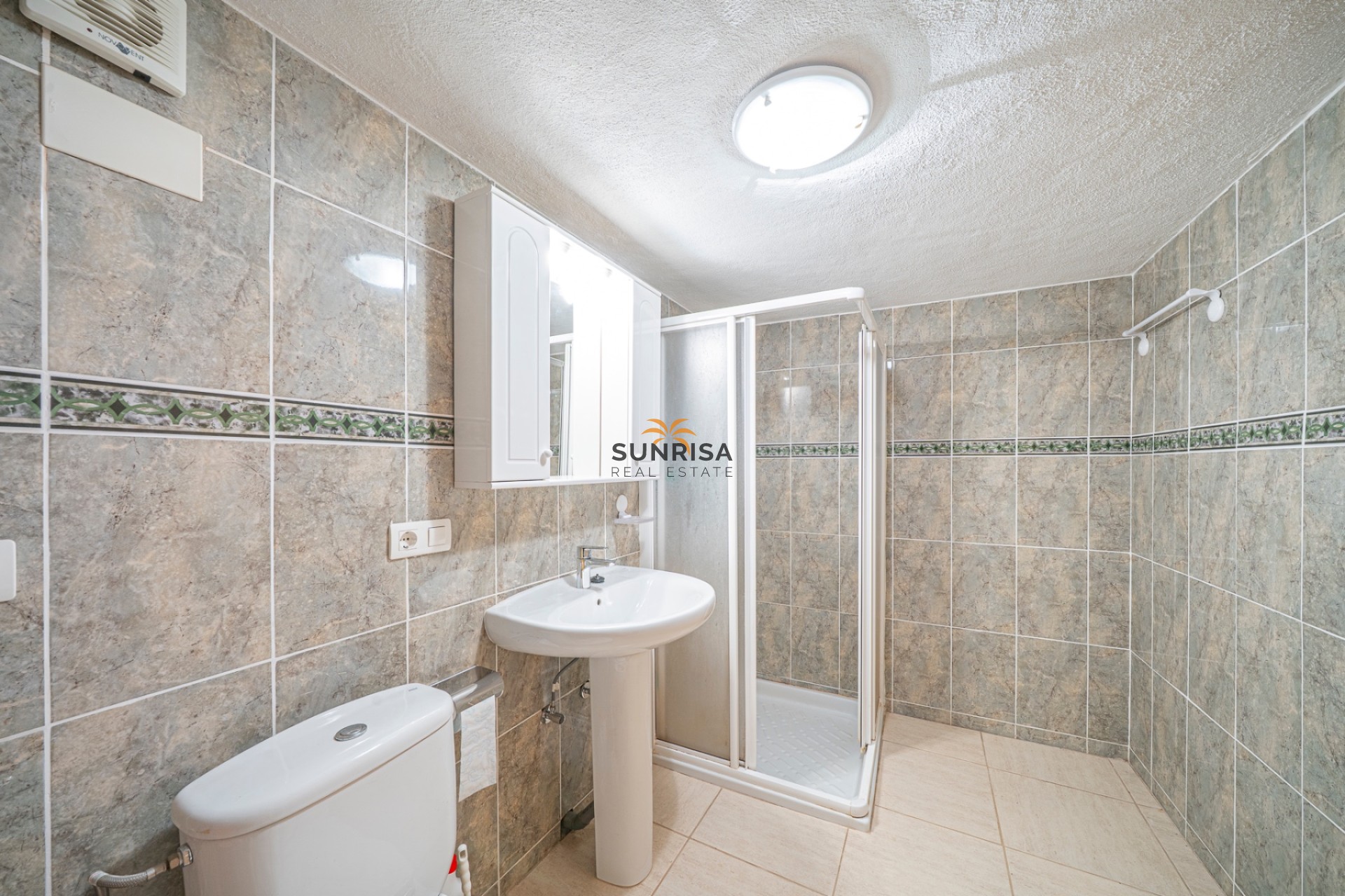 Resale - Villa - Ciudad Quesada - Rojales