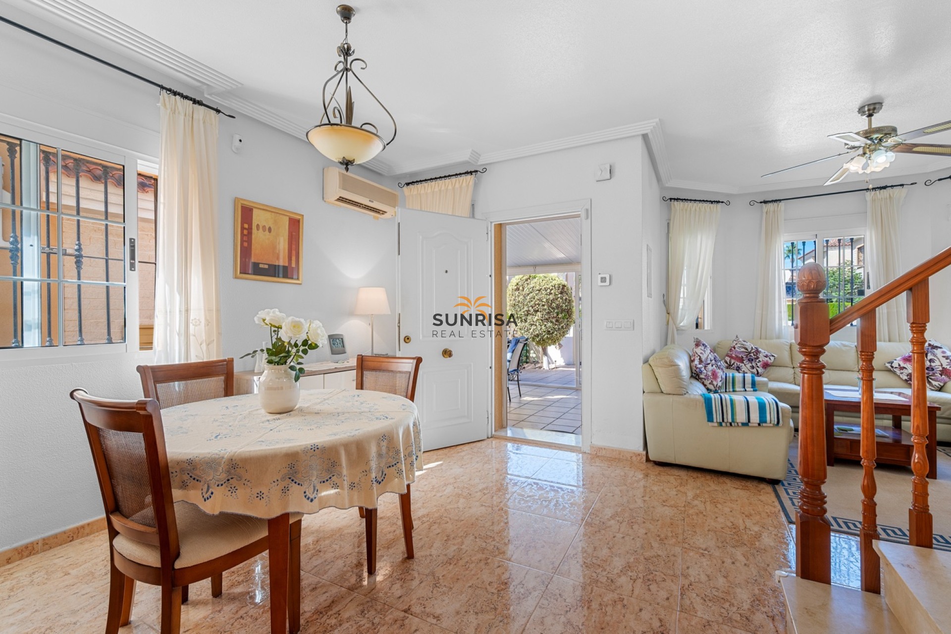 Resale - Villa - Guardamar del Segura