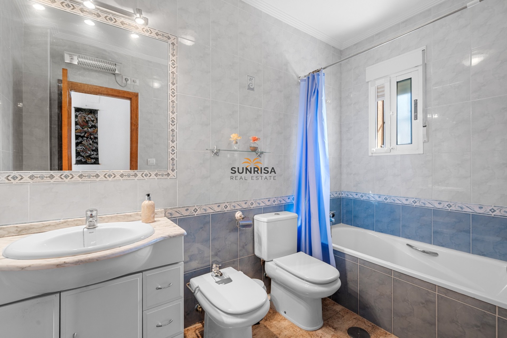 Resale - Villa - Guardamar del Segura