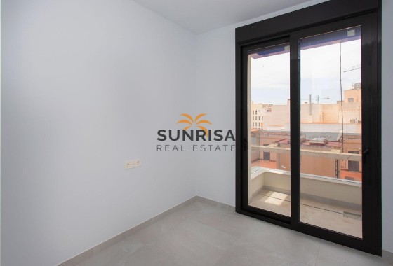 Appartement · Herverkoop - Torrevieja · Paseo maritimo · Alicante · Spanje