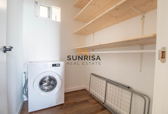 Appartement · Herverkoop - Torrevieja · Acequion · Alicante · Spanje