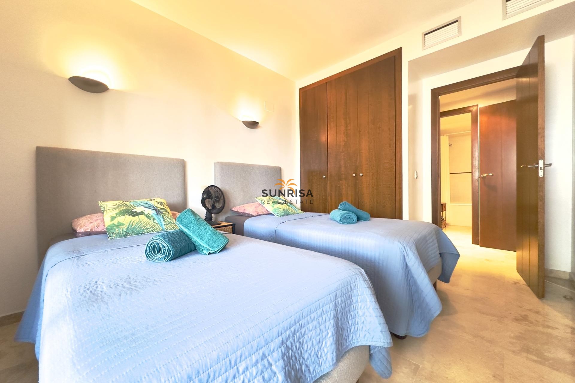 Resale - Apartment - Torrevieja