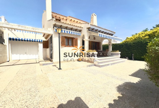 Villa · Resale - Orihuela Costa · La Zenia · Alicante · Spain