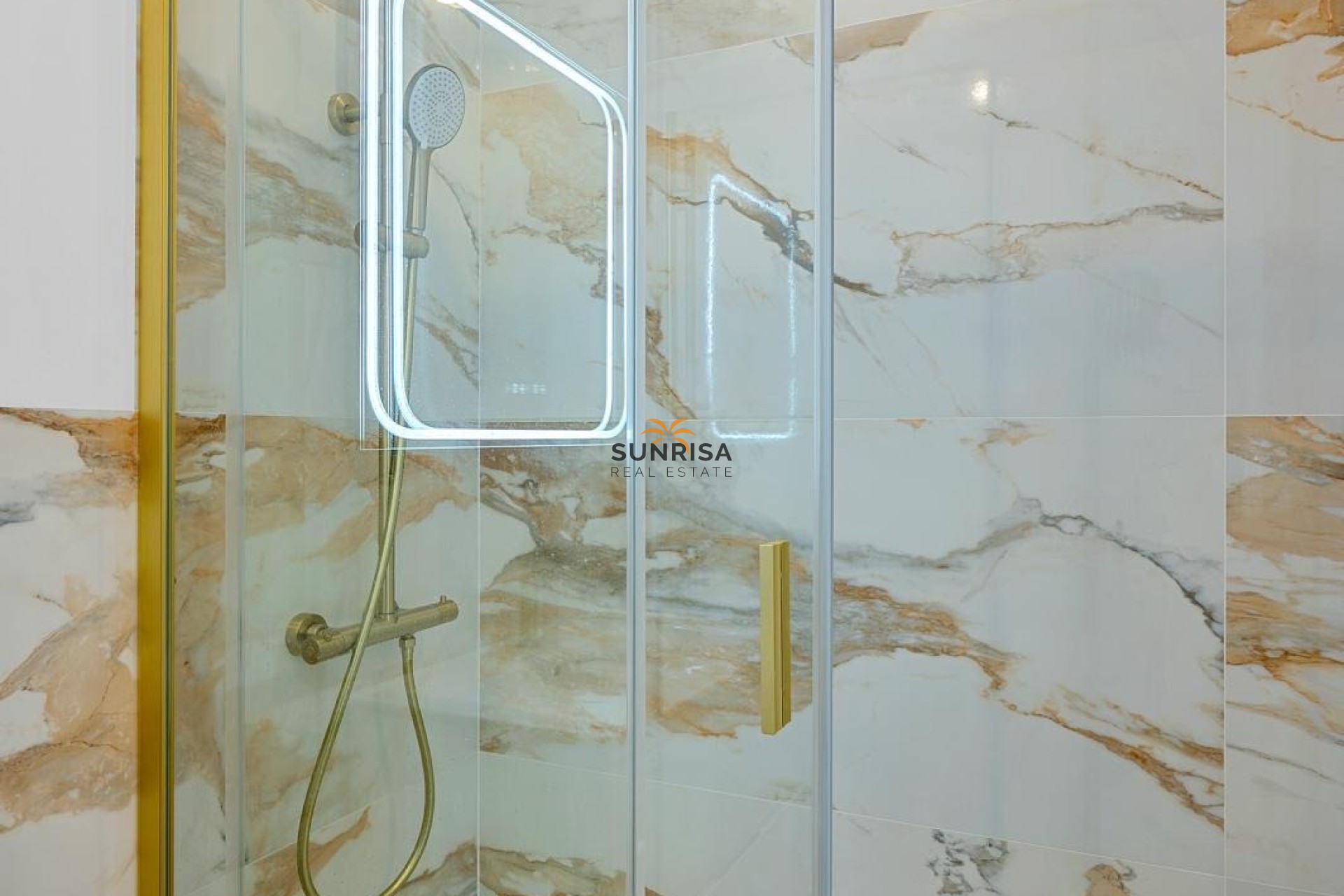 Reventa - Ático - Torrevieja