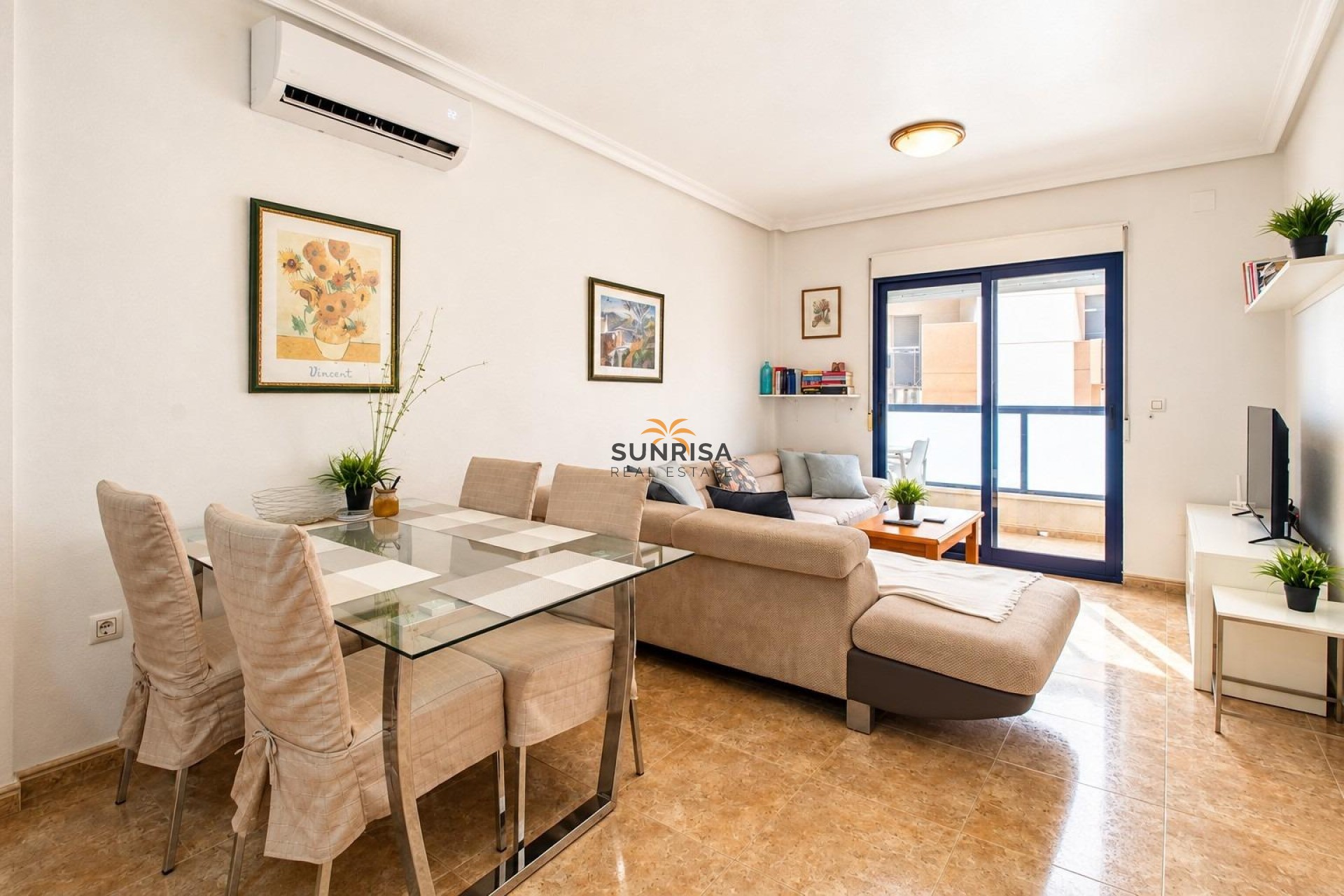 Resale - Apartment - Orihuela Costa