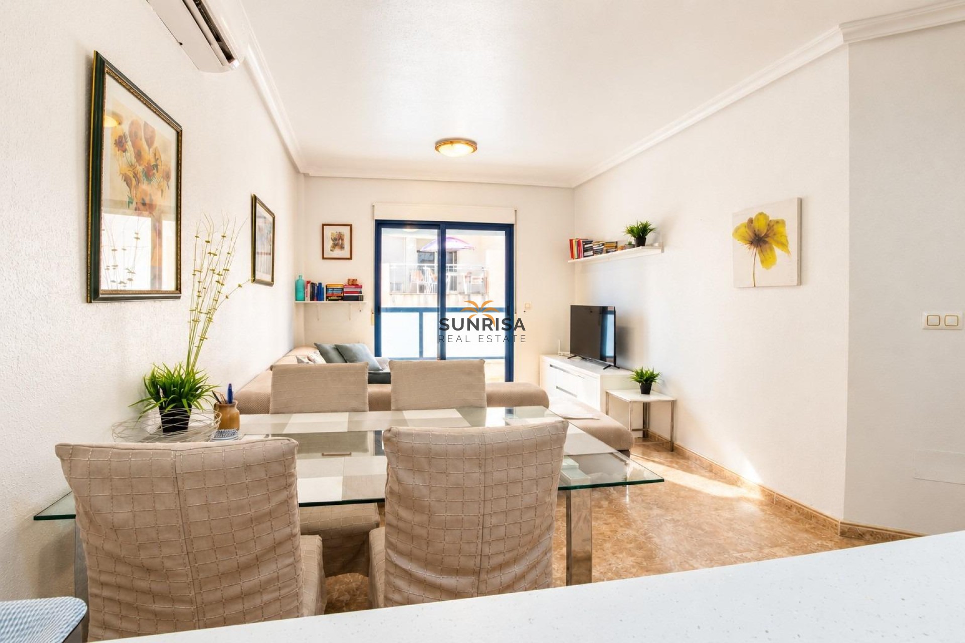 Resale - Apartment - Orihuela Costa