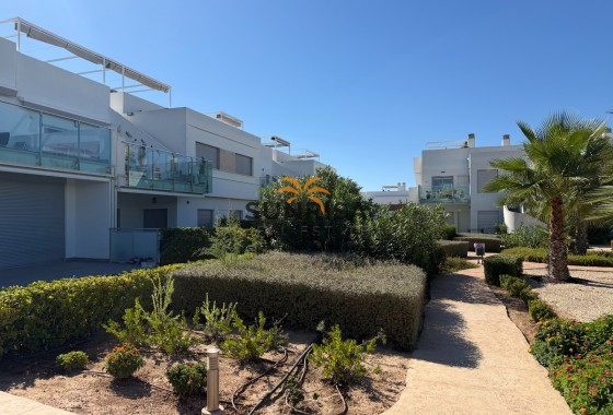 Apartment · Resale - Orihuela · Entre Naranjos Vistabella · Alicante · Spain