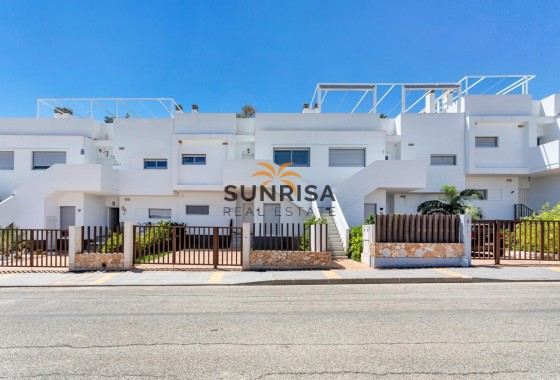 Apartment · Resale - Orihuela · Entre Naranjos Vistabella · Alicante · Spain