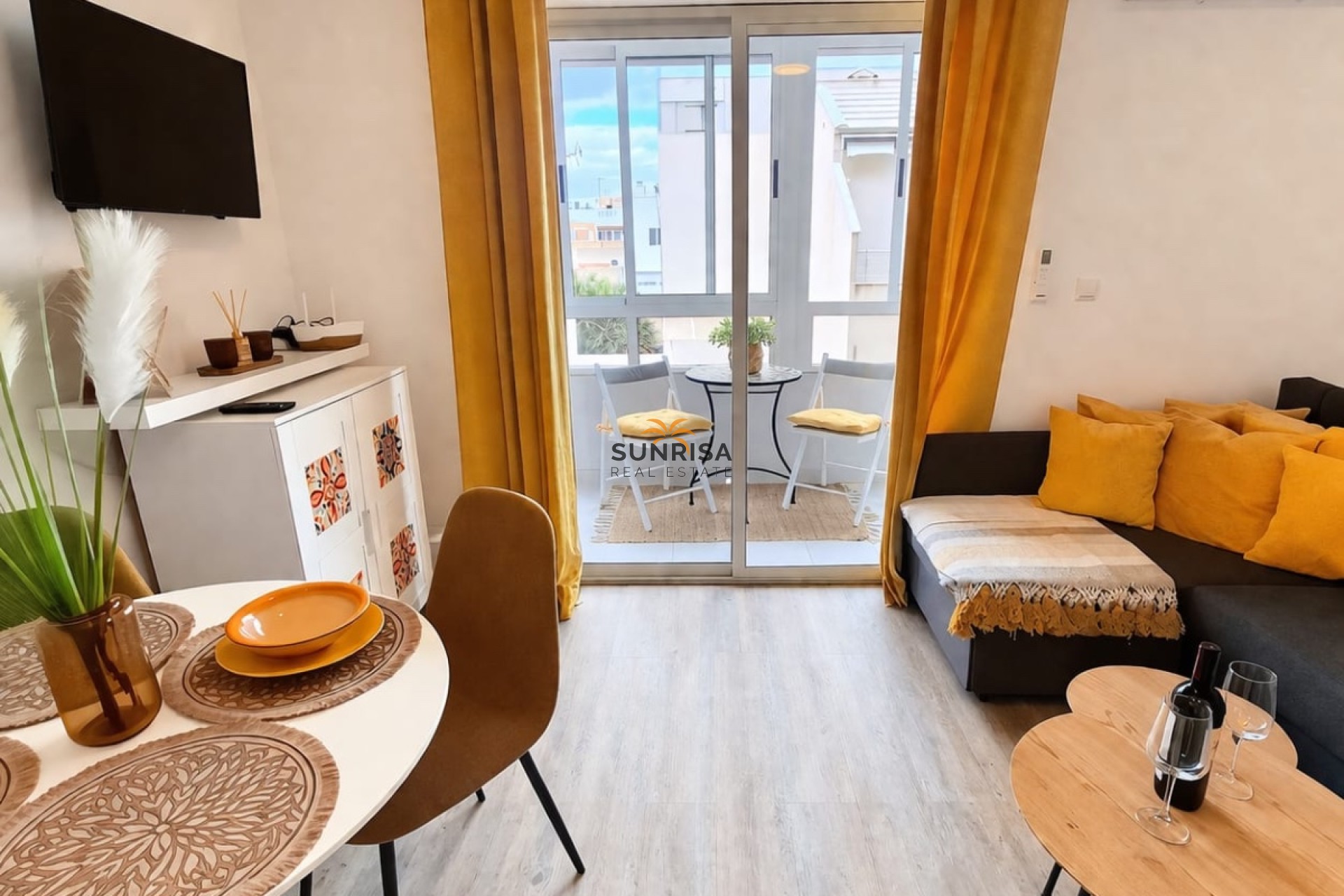 Resale - Apartment - Torrevieja