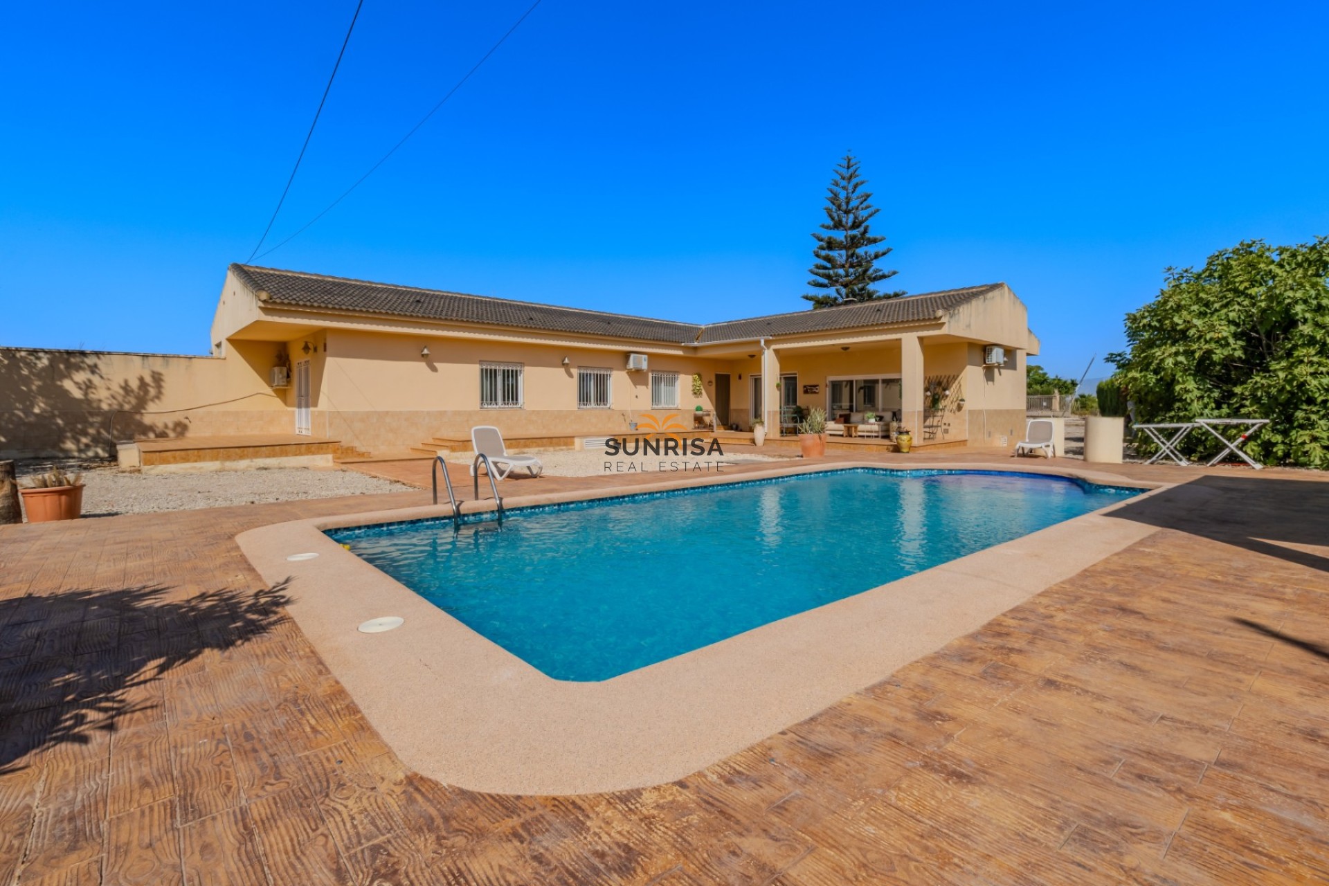 Reventa - Casa de campo - Almoradí
