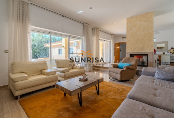 Casa de campo · Reventa - Almoradí · Alicante · España