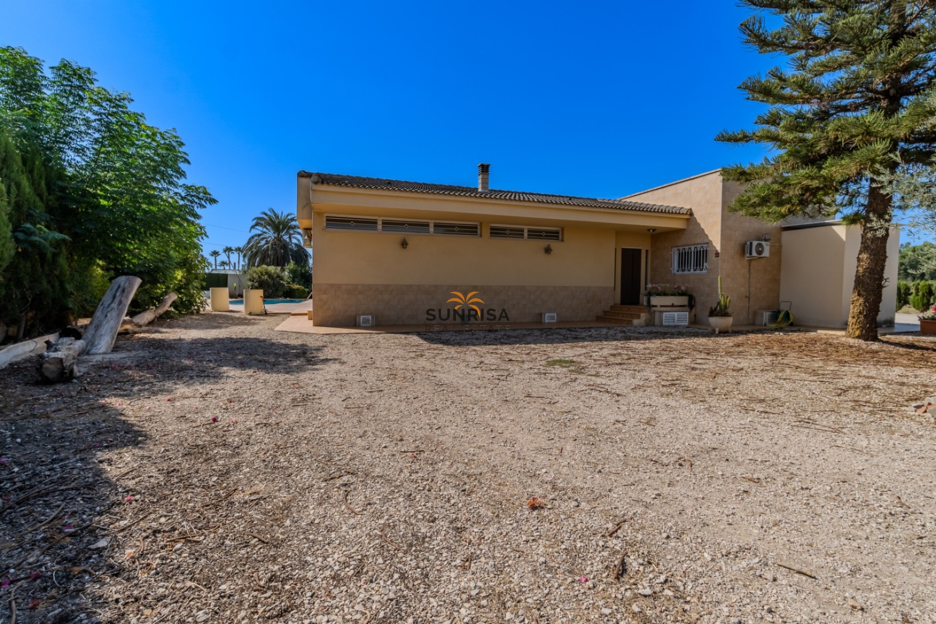 Reventa - Casa de campo - Almoradí