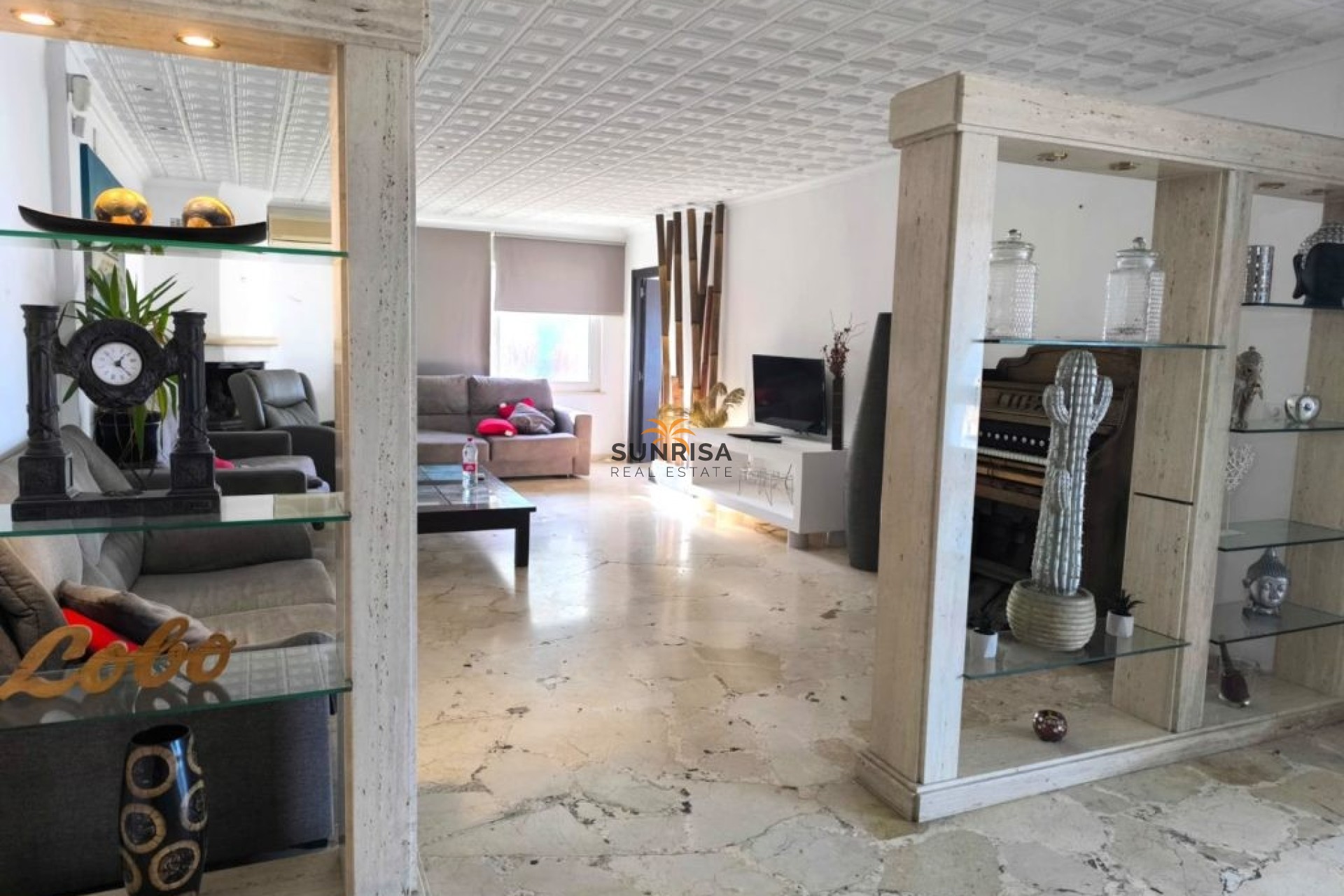 Resale - Villa - Benidorm