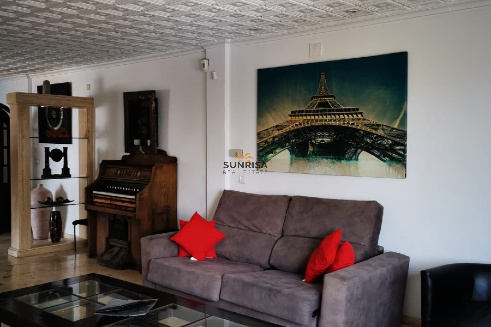 Resale - Villa - Benidorm