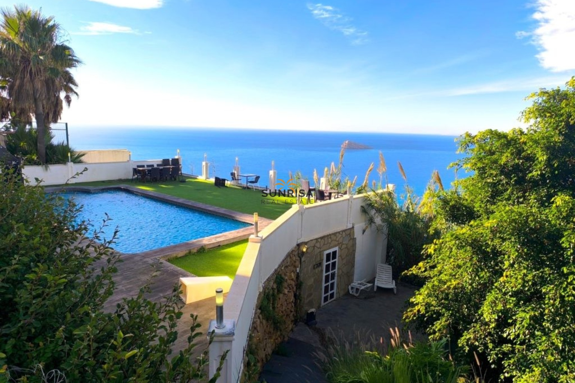 Resale - Villa - Benidorm