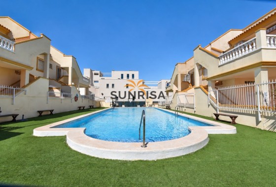 Appartement · Herverkoop - Orihuela Costa · Playa Flamenca · Alicante · Spanje