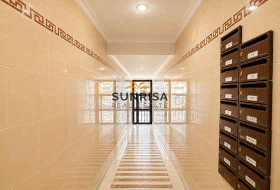 Apartment · Resale - Torrevieja · Playa del Cura · Alicante · Spain