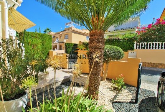 Appartement · Herverkoop - Orihuela Costa · Los Dolses · Alicante · Spanje