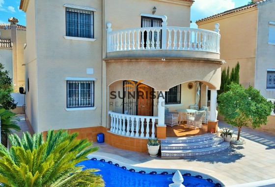 Villa · Herverkoop - Orihuela Costa · Villamartín · Alicante · Spanje
