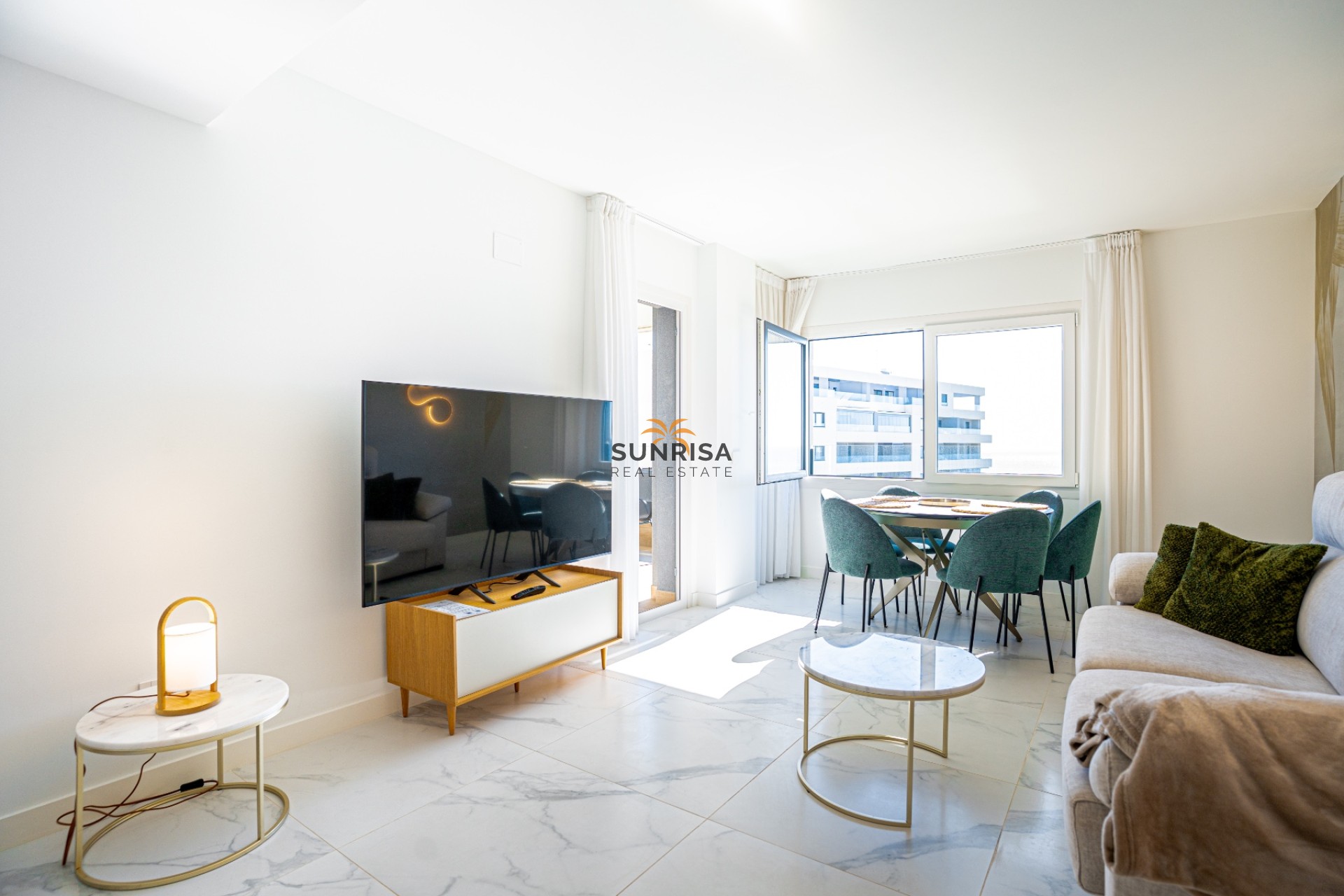 Resale - Apartment - Orihuela Costa