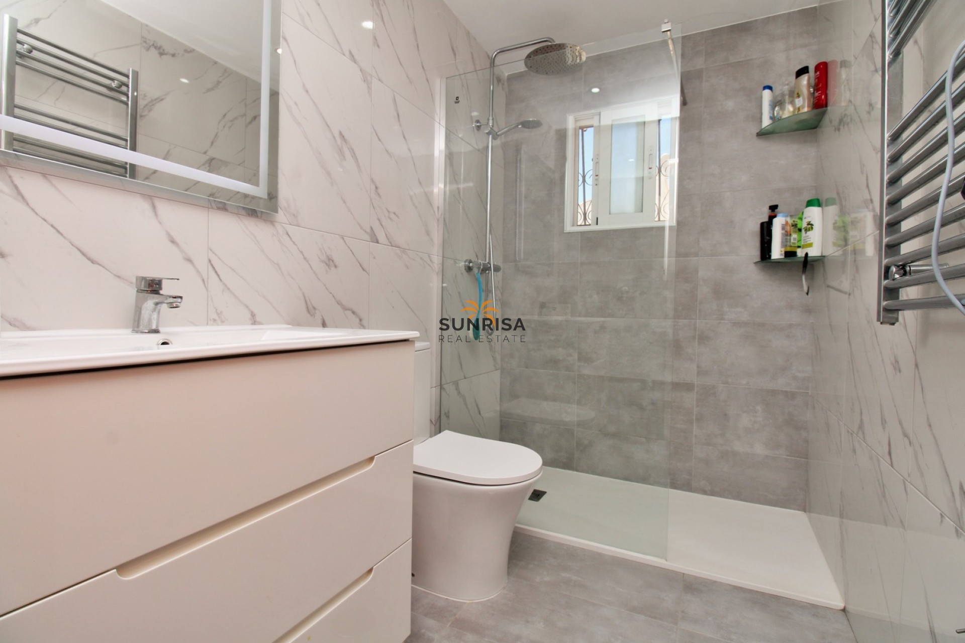 Reventa - Villa - Orihuela Costa