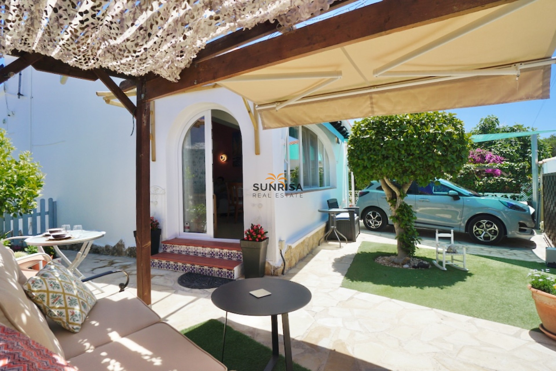 Resale - Villa - Moraira