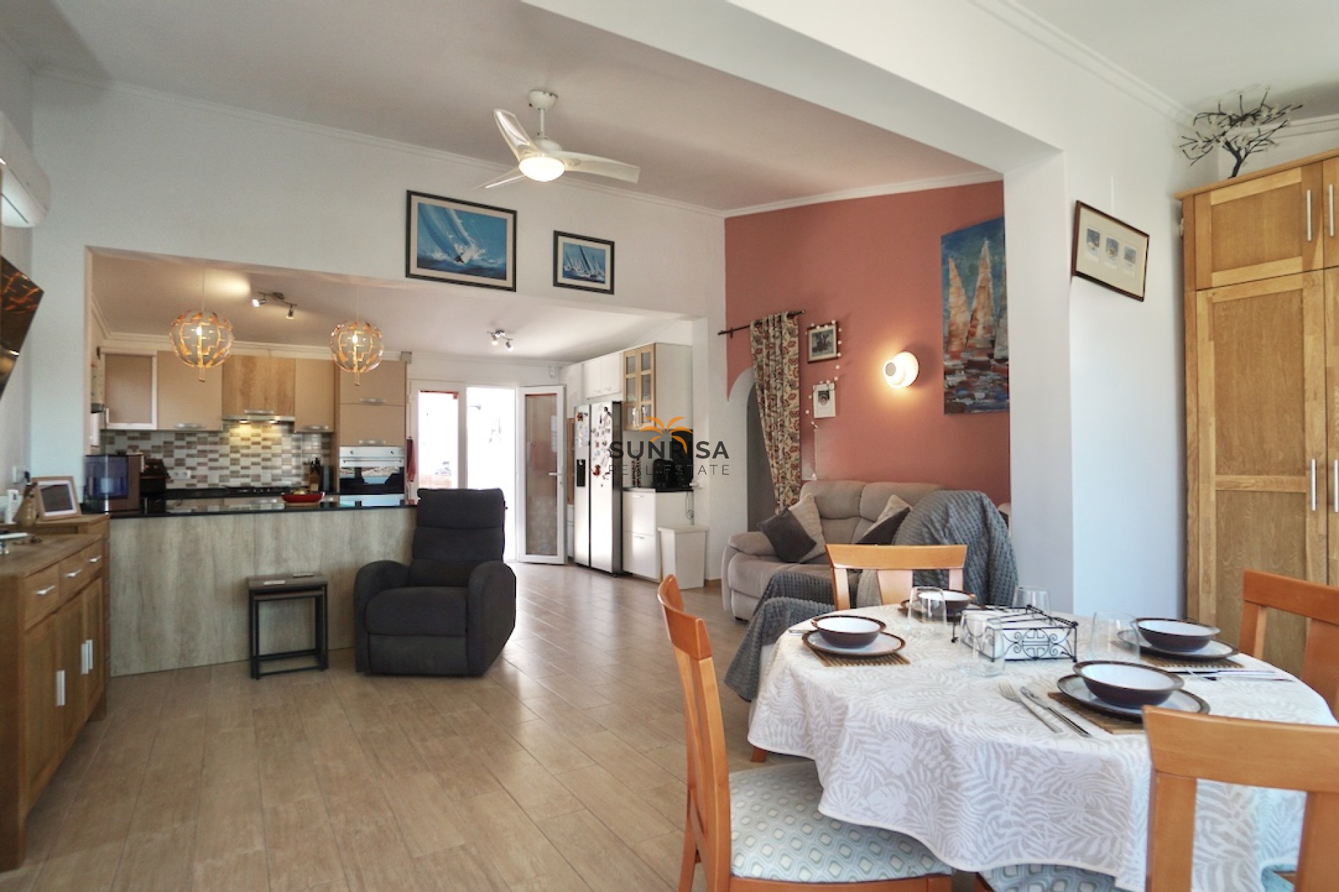 Resale - Villa - Moraira