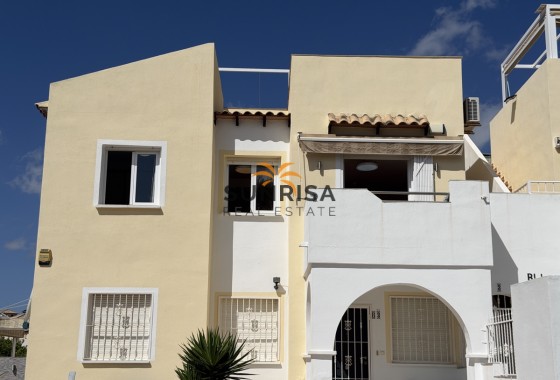 Apartment · Resale - Villamartin · Alicante · Spain