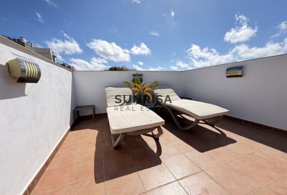 Apartment · Resale - Villamartin · Alicante · Spain
