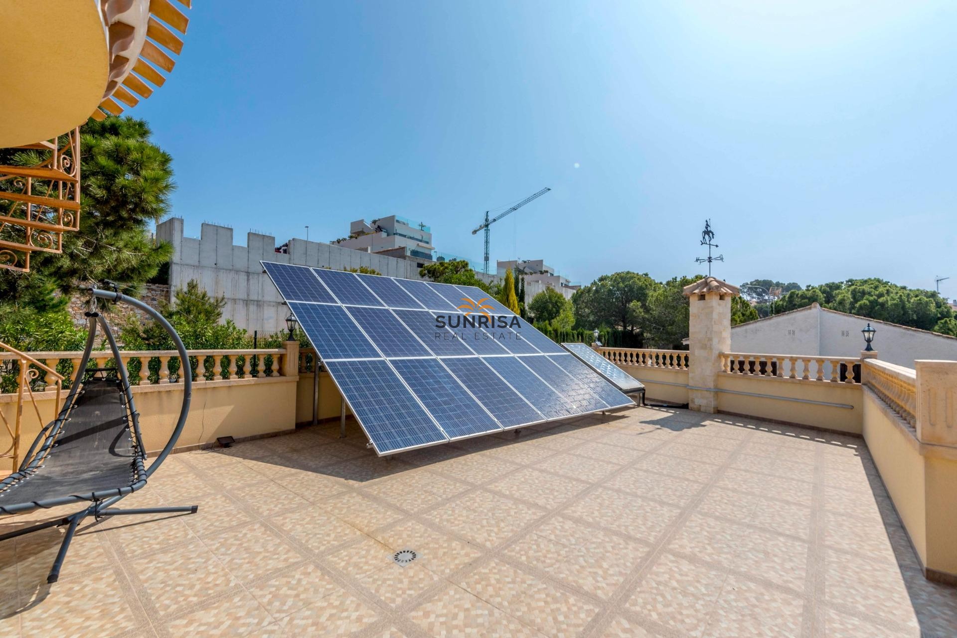 Resale - Villa - Orihuela Costa