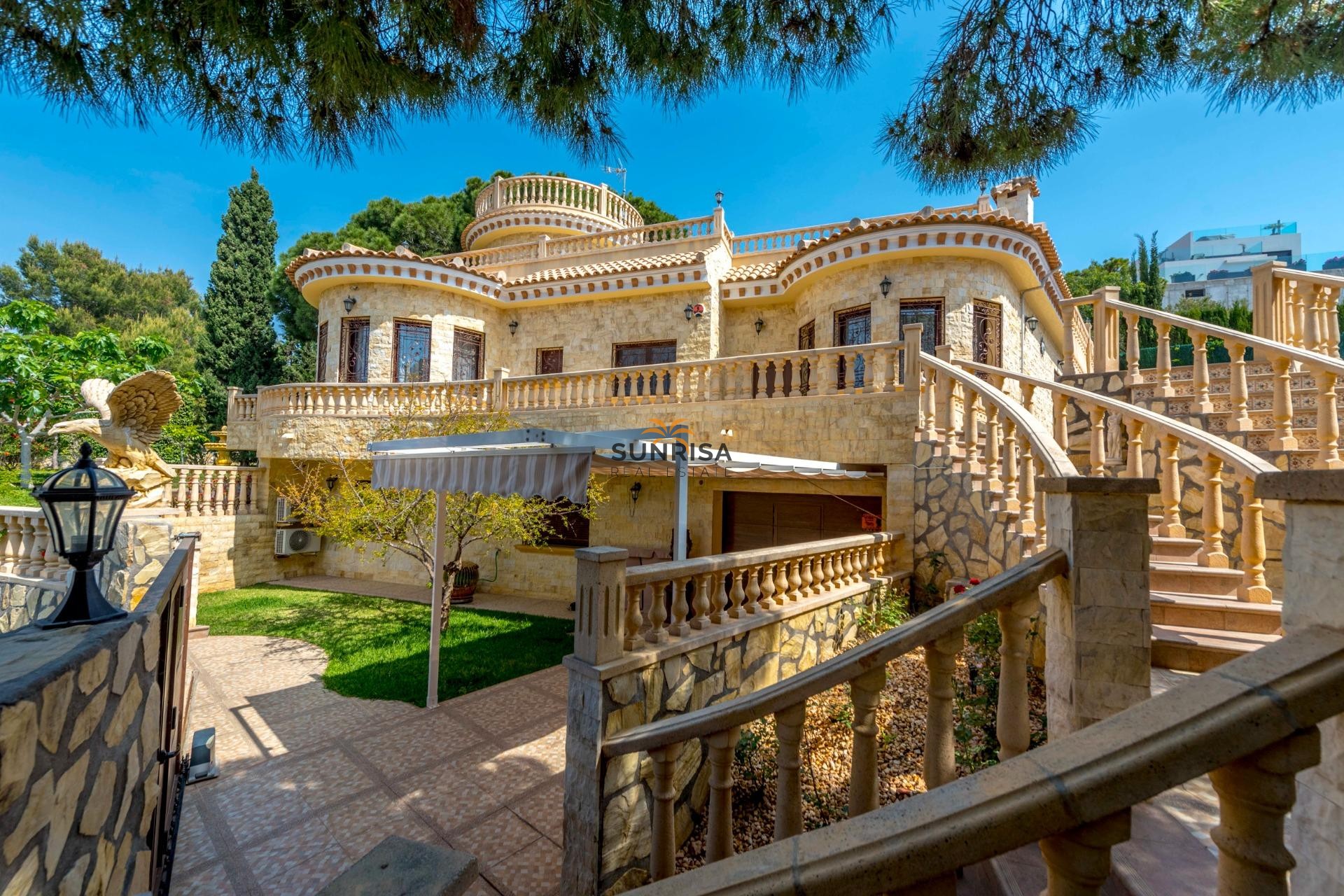 Resale - Villa - Orihuela Costa