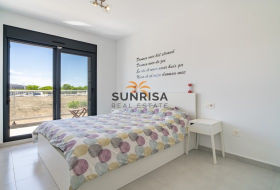 Bungalow · Revente - Pilar de la Horadada · Mil Palmeras · Alicante · Espagne