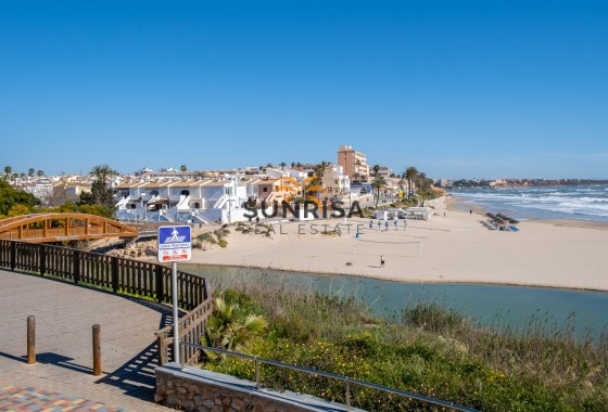 Bungalow · Revente - Pilar de la Horadada · Mil Palmeras · Alicante · Espagne