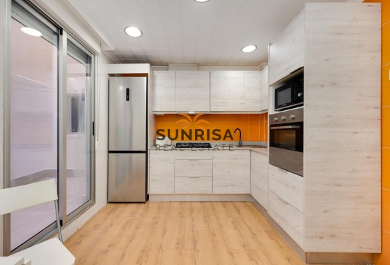 Appartement · Herverkoop - Torrevieja · Acequion · Alicante · Spanje