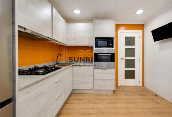 Appartement · Herverkoop - Torrevieja · Acequion · Alicante · Spanje