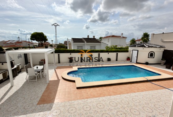 Villa · Resale - Ciudad Quesada · Alicante · Spain