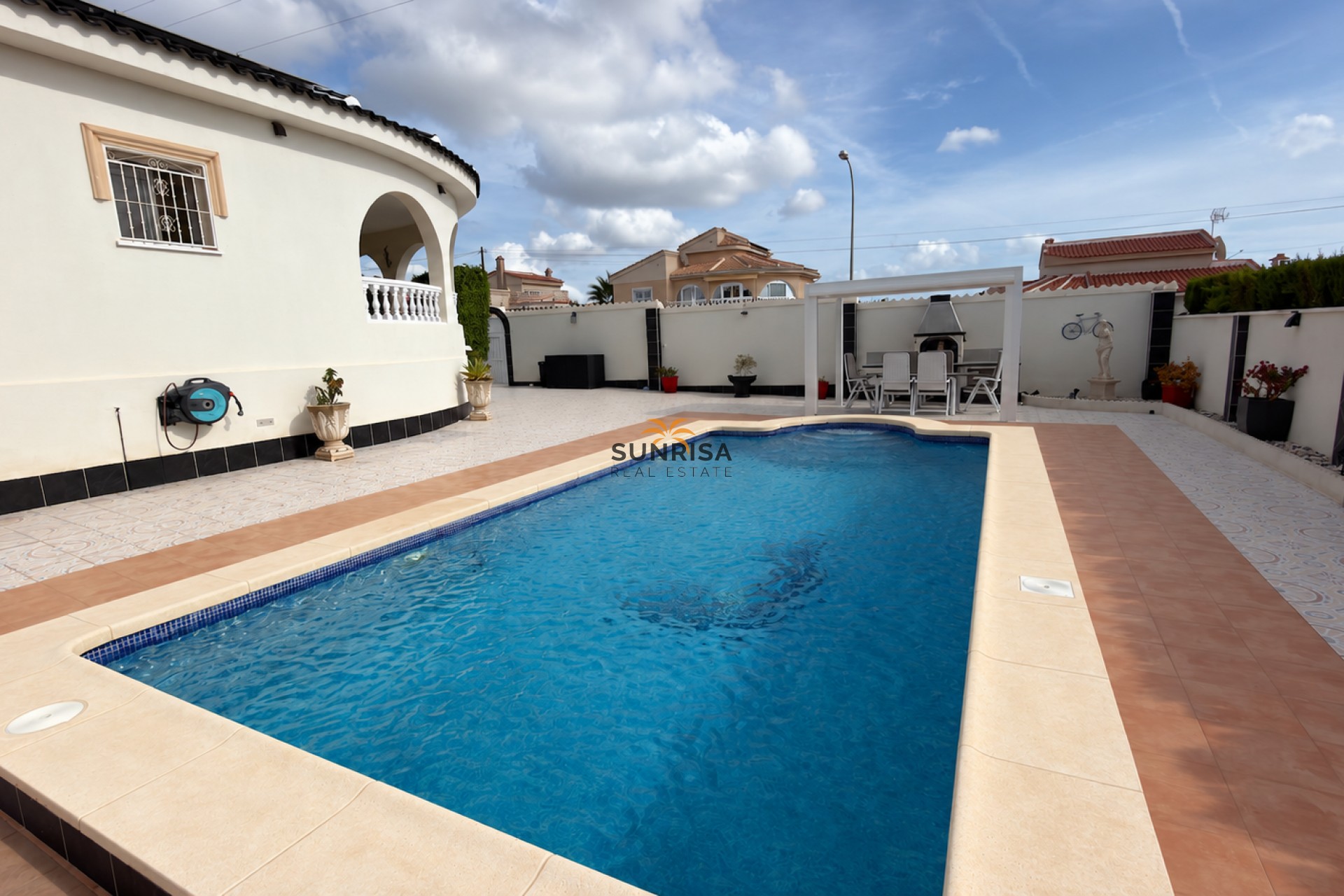Resale - Villa - Ciudad Quesada