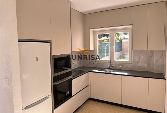 Casa · Reventa - Orihuela Costa · Villamartín · Alicante · España