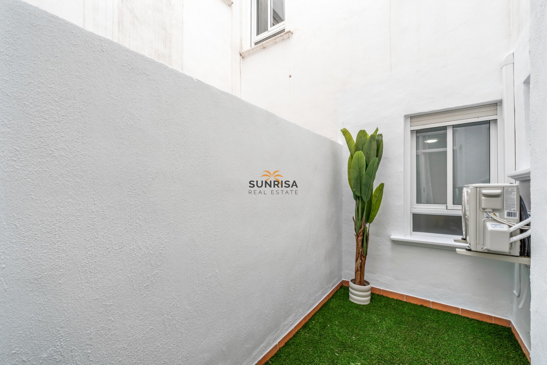 Resale - Apartment - Orihuela Costa