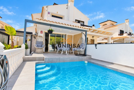 Villa · Revente - Mil Palmeras · Alicante · Espagne