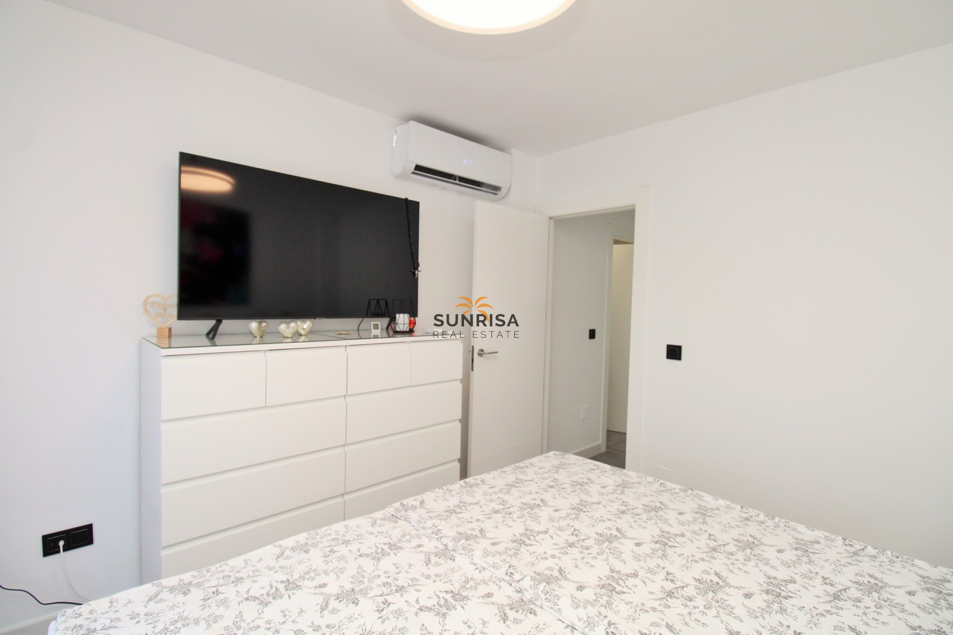 Reventa - Villa - Mil Palmeras