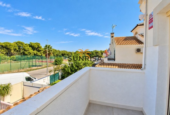 Villa · Revente - Mil Palmeras · Alicante · Espagne