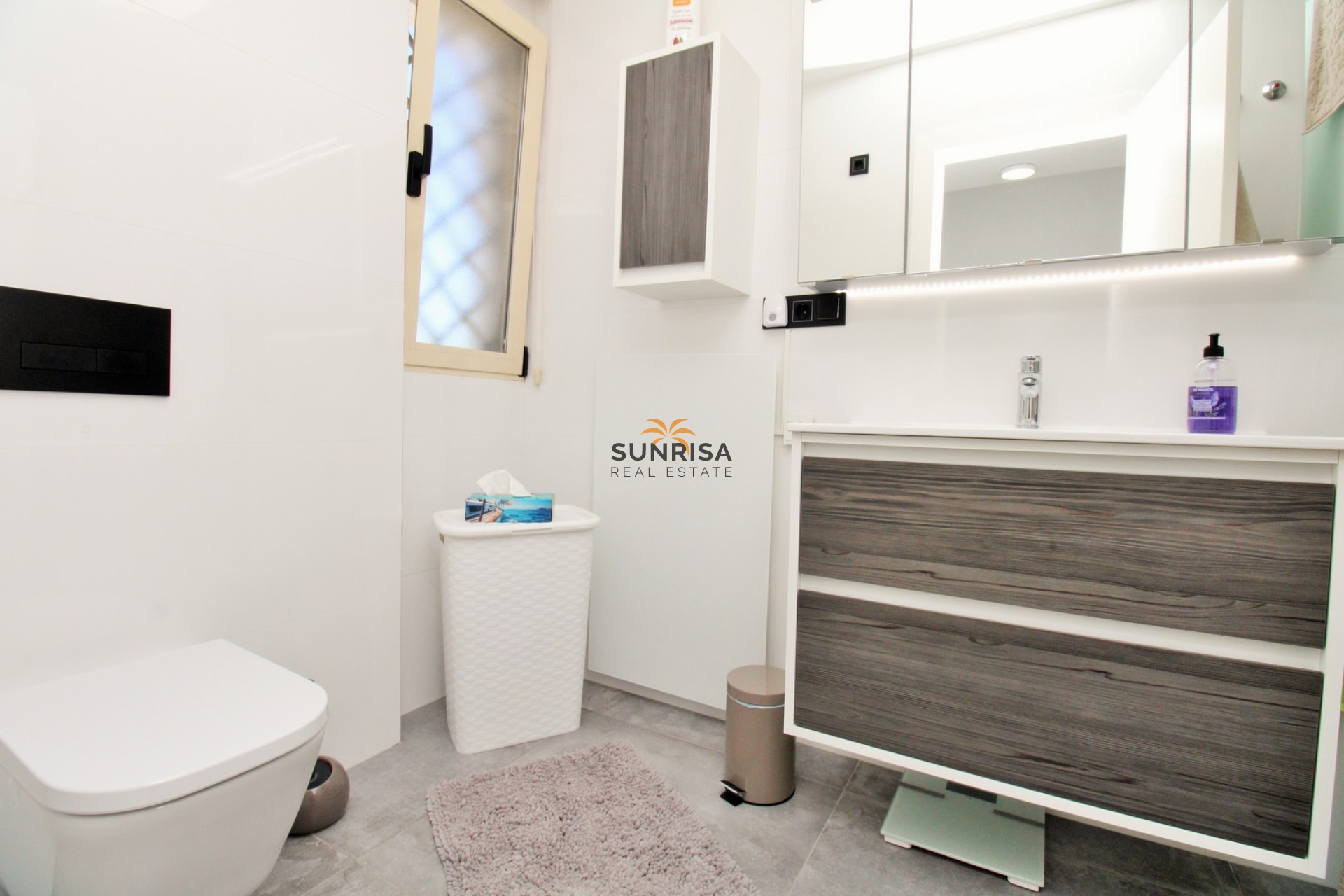Reventa - Villa - Mil Palmeras
