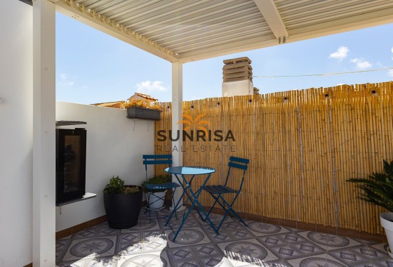 Apartment · Resale - La Mata · Alicante · Spain