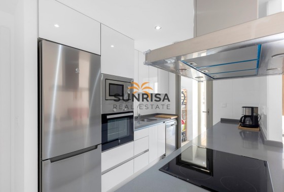 Apartamento · Reventa - Orihuela Costa · La Zenia · Alicante · España