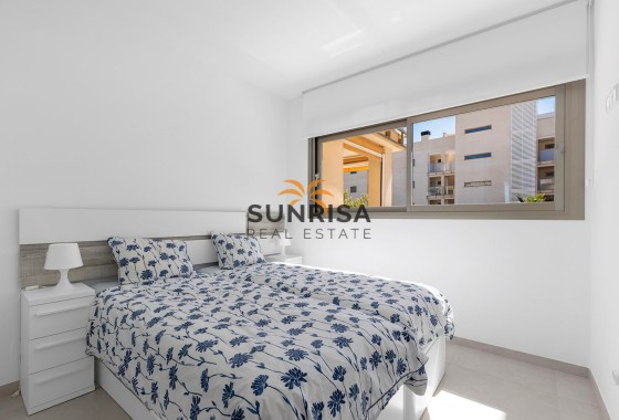 Apartamento · Reventa - Orihuela Costa · La Zenia · Alicante · España