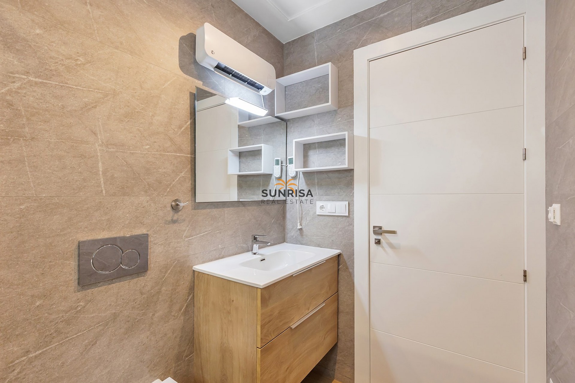 Reventa - Villa - Benijófar