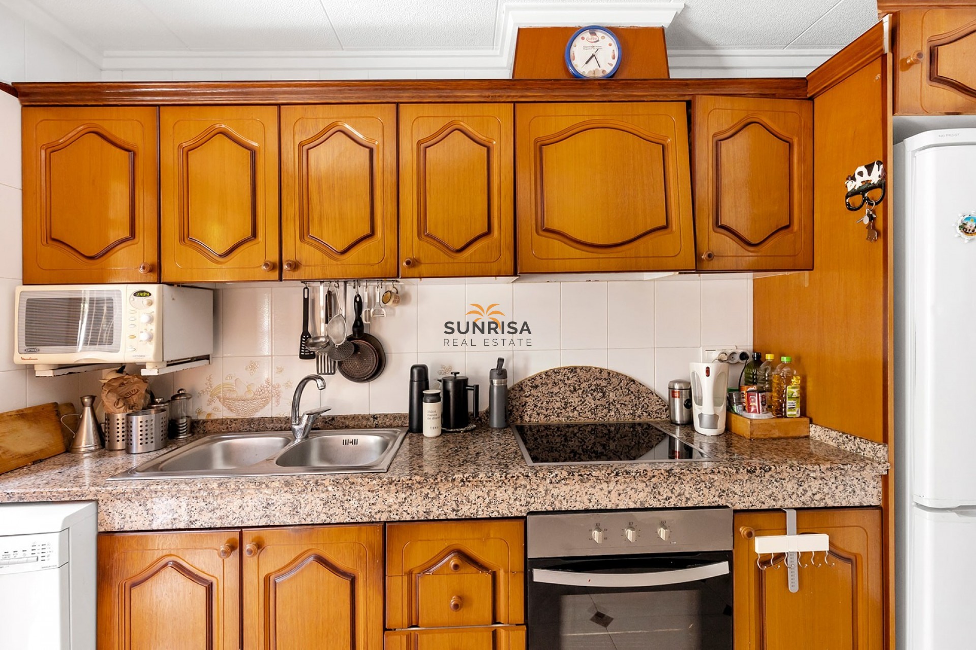 Resale - Townhouse - La Mata