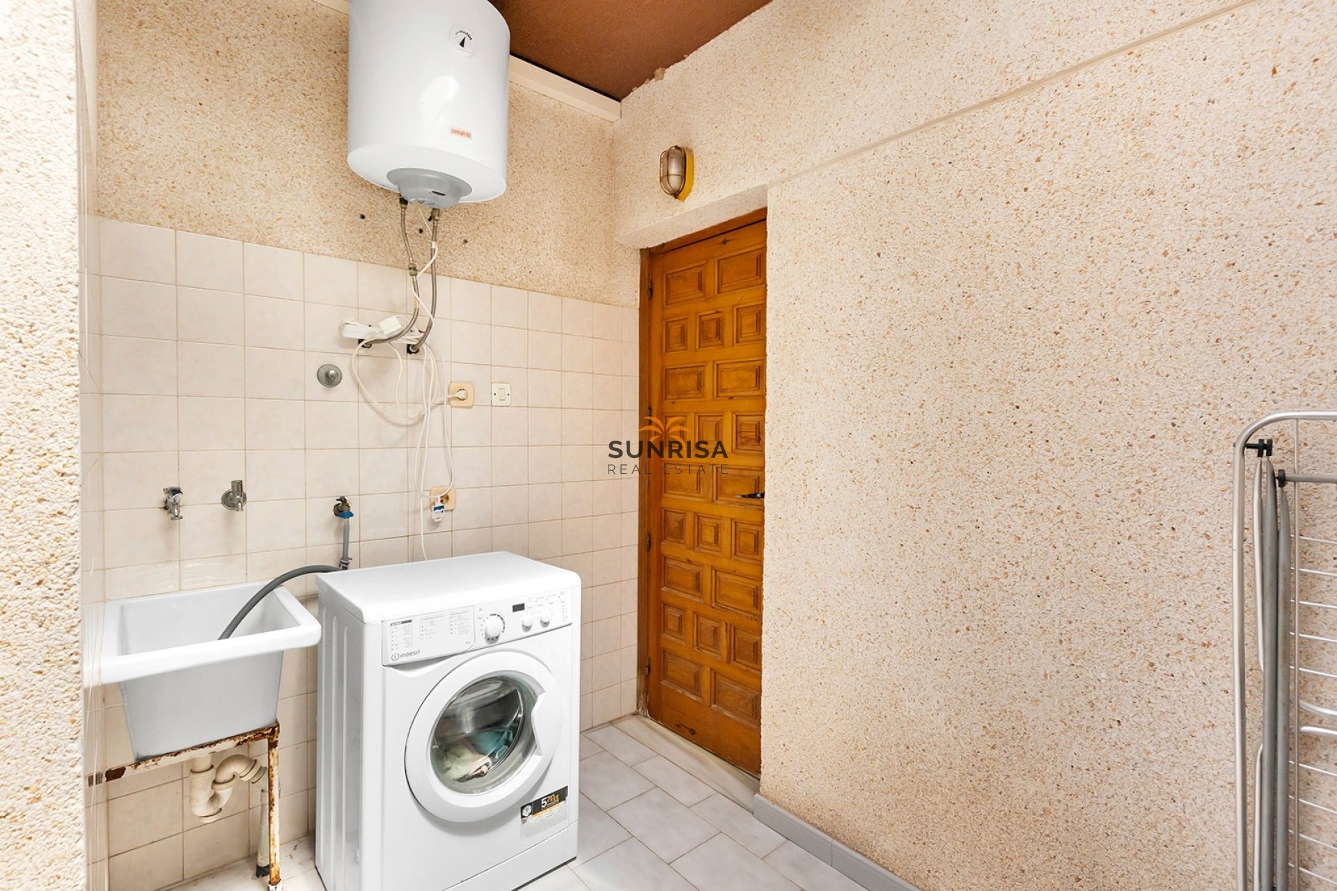 Resale - Townhouse - La Mata
