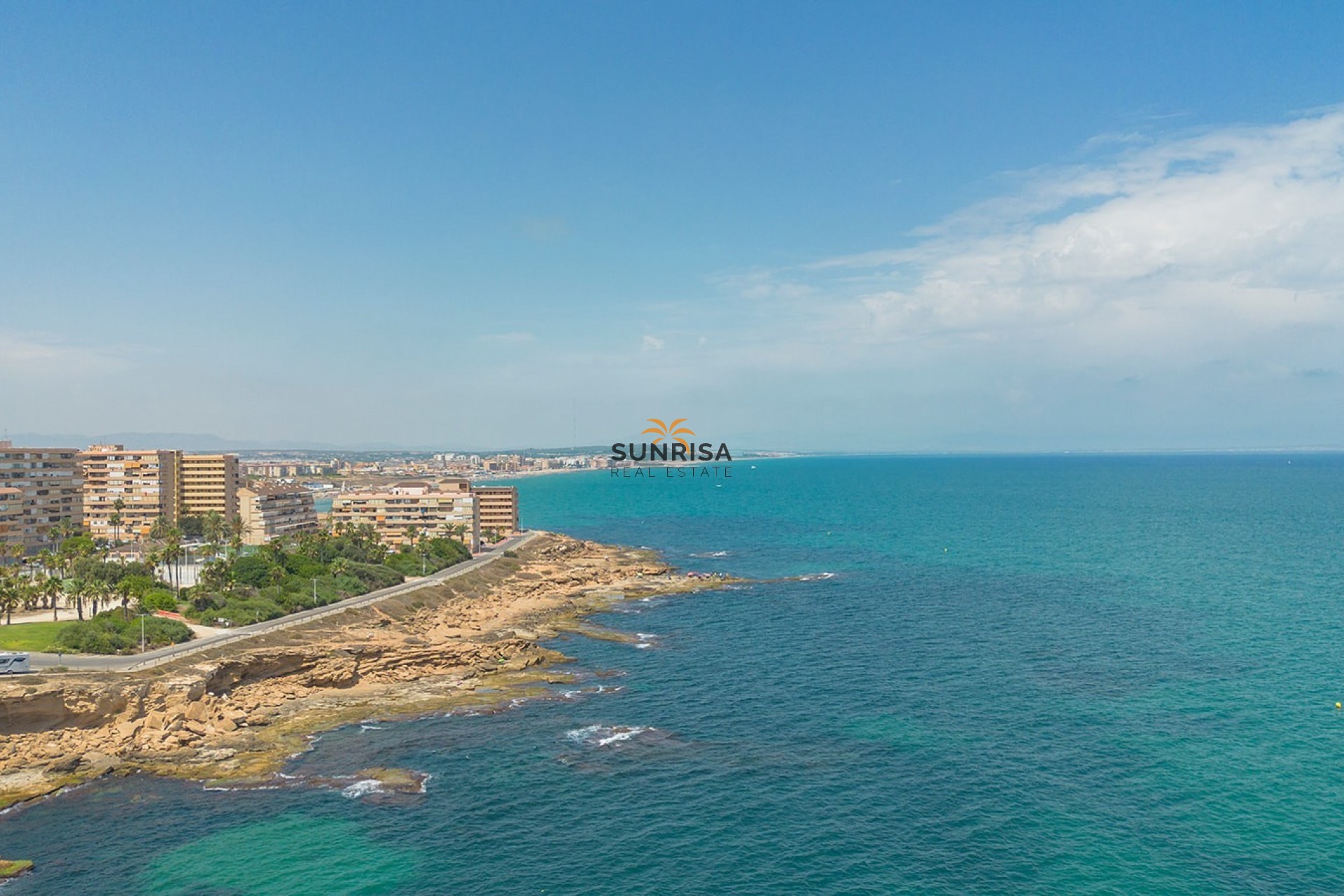 Resale - Townhouse - La Mata